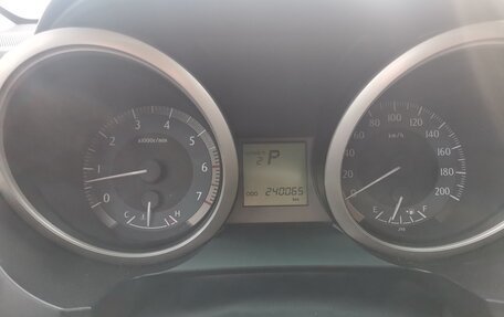 Toyota Land Cruiser Prado 150 рестайлинг 2, 2012 год, 2 950 000 рублей, 2 фотография