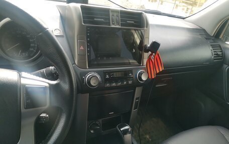 Toyota Land Cruiser Prado 150 рестайлинг 2, 2012 год, 2 950 000 рублей, 4 фотография
