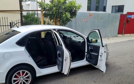 Volkswagen Polo VI (EU Market), 2016 год, 1 250 000 рублей, 38 фотография