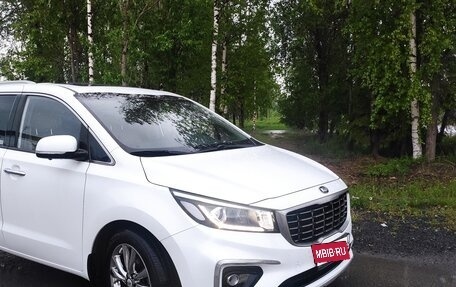KIA Carnival III, 2019 год, 3 200 000 рублей, 1 фотография