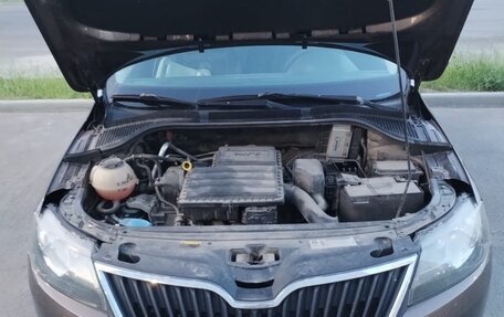 Skoda Rapid I, 2018 год, 1 350 000 рублей, 5 фотография