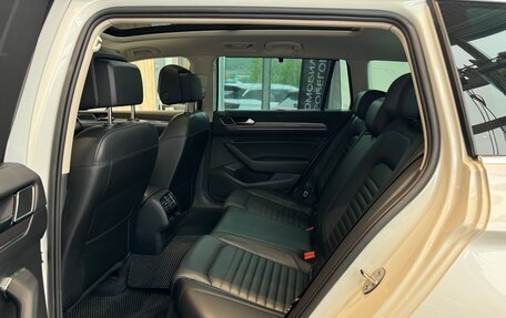 Volkswagen Passat B8 рестайлинг, 2017 год, 2 490 000 рублей, 10 фотография