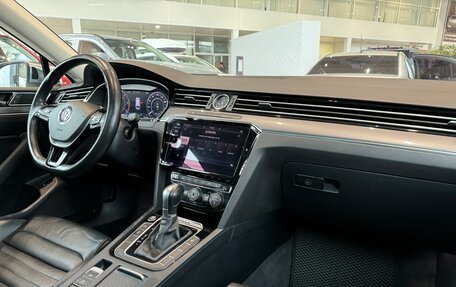 Volkswagen Passat B8 рестайлинг, 2017 год, 2 490 000 рублей, 30 фотография