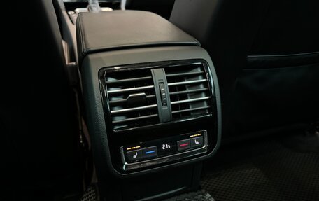 Volkswagen Passat B8 рестайлинг, 2017 год, 2 490 000 рублей, 35 фотография