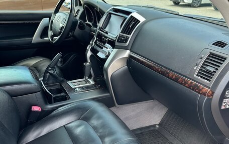 Toyota Land Cruiser 200, 2012 год, 3 900 000 рублей, 10 фотография