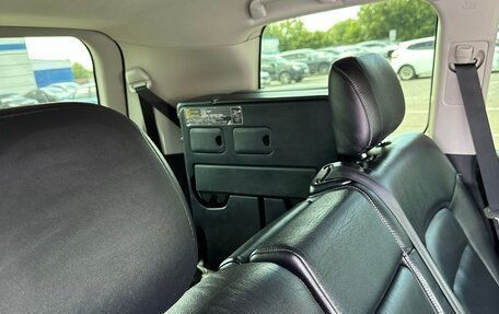 Toyota Land Cruiser 200, 2012 год, 3 900 000 рублей, 12 фотография