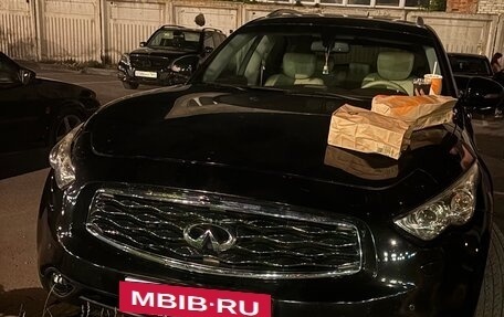 Infiniti FX II, 2009 год, 2 100 000 рублей, 2 фотография