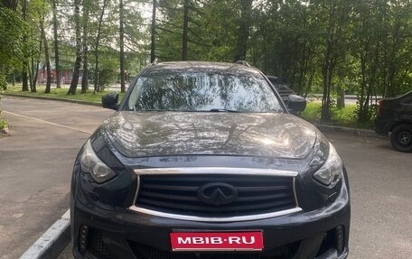 Infiniti FX II, 2012 год, 1 830 000 рублей, 1 фотография