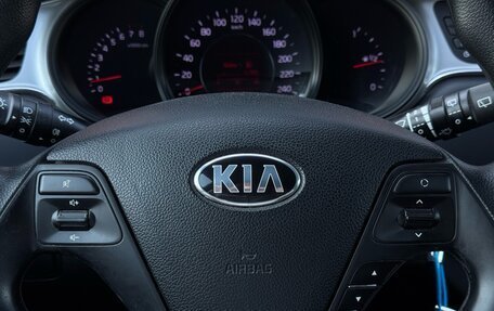 KIA cee'd III, 2016 год, 890 000 рублей, 10 фотография