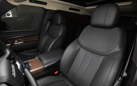 Land Rover Range Rover IV рестайлинг, 2023 год, 20 590 000 рублей, 22 фотография