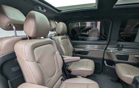 Mercedes-Benz V-Класс, 2019 год, 6 799 000 рублей, 13 фотография