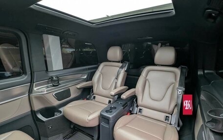 Mercedes-Benz V-Класс, 2019 год, 6 799 000 рублей, 14 фотография