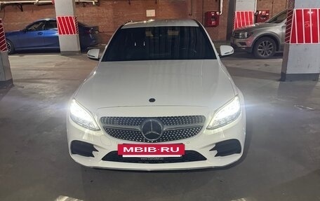 Mercedes-Benz C-Класс, 2019 год, 3 650 000 рублей, 4 фотография