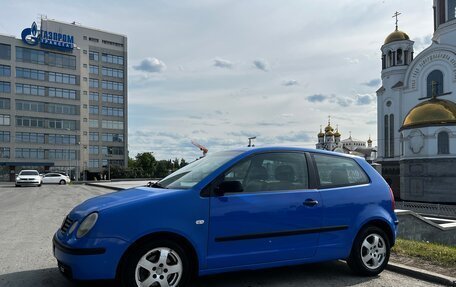Volkswagen Polo IV рестайлинг, 2002 год, 289 000 рублей, 2 фотография