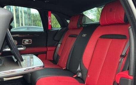 Rolls-Royce Ghost Series II рестайлинг, 2022 год, 41 500 000 рублей, 28 фотография