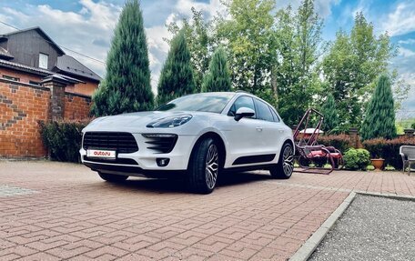 Porsche Macan I рестайлинг, 2017 год, 3 700 000 рублей, 2 фотография