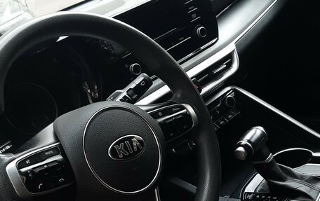 KIA K5, 2021 год, 1 800 000 рублей, 2 фотография