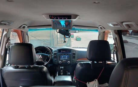 Mitsubishi Pajero IV, 2008 год, 1 290 000 рублей, 25 фотография