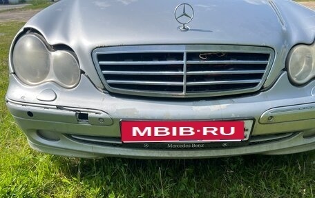 Mercedes-Benz C-Класс, 2001 год, 490 000 рублей, 12 фотография