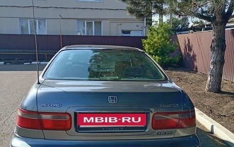 Honda Accord VII рестайлинг, 1996 год, 530 000 рублей, 3 фотография
