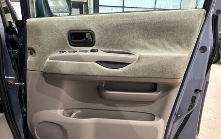 Nissan Serena II, 2001 год, 499 000 рублей, 16 фотография