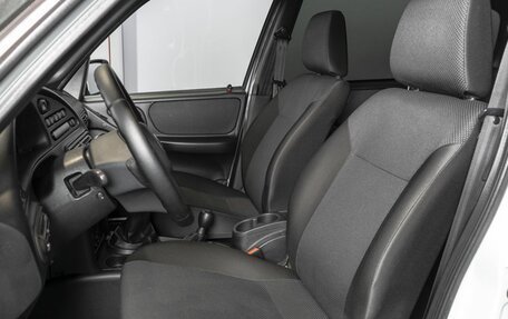 Chevrolet Niva I рестайлинг, 2018 год, 742 000 рублей, 16 фотография