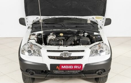 Chevrolet Niva I рестайлинг, 2018 год, 742 000 рублей, 13 фотография