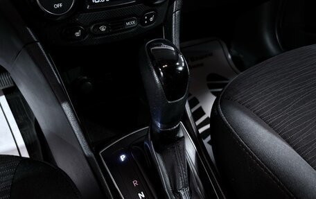 Hyundai Solaris II рестайлинг, 2015 год, 1 057 000 рублей, 14 фотография