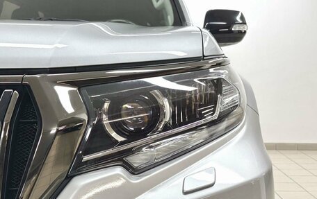 Toyota Land Cruiser Prado 150 рестайлинг 2, 2021 год, 6 899 000 рублей, 8 фотография