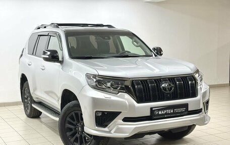 Toyota Land Cruiser Prado 150 рестайлинг 2, 2021 год, 6 899 000 рублей, 3 фотография