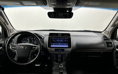 Toyota Land Cruiser Prado 150 рестайлинг 2, 2021 год, 6 899 000 рублей, 18 фотография