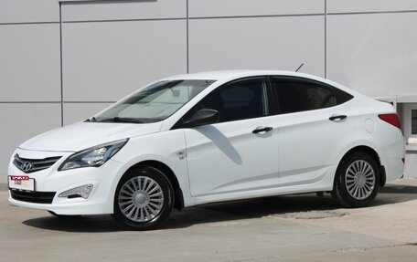Hyundai Solaris II рестайлинг, 2015 год, 990 000 рублей, 1 фотография