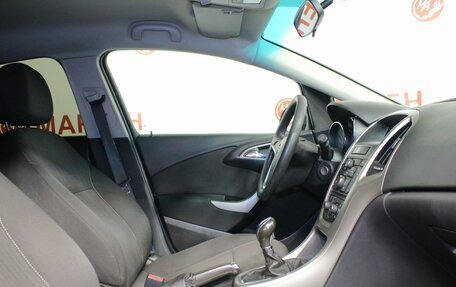Opel Astra J, 2011 год, 635 000 рублей, 10 фотография