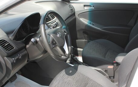 Hyundai Solaris II рестайлинг, 2015 год, 990 000 рублей, 15 фотография