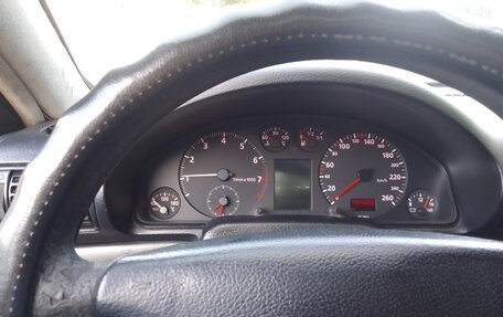 Audi A4, 1995 год, 150 000 рублей, 9 фотография