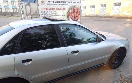 Audi A4, 1995 год, 150 000 рублей, 10 фотография
