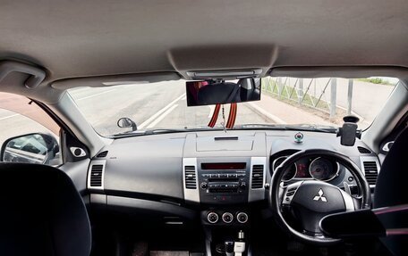Mitsubishi Outlander III рестайлинг 3, 2006 год, 770 000 рублей, 12 фотография