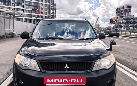Mitsubishi Outlander III рестайлинг 3, 2006 год, 770 000 рублей, 6 фотография