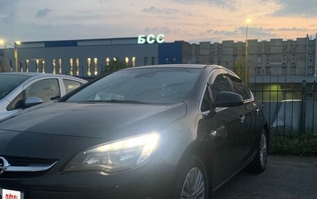 Opel Astra J, 2013 год, 940 000 рублей, 4 фотография