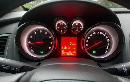 Opel Astra J, 2013 год, 940 000 рублей, 10 фотография