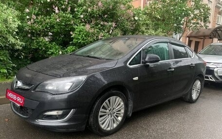 Opel Astra J, 2013 год, 940 000 рублей, 5 фотография