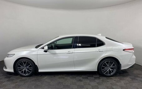 Toyota Camry, 2022 год, 3 590 000 рублей, 8 фотография