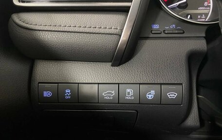 Toyota Camry, 2022 год, 3 590 000 рублей, 14 фотография