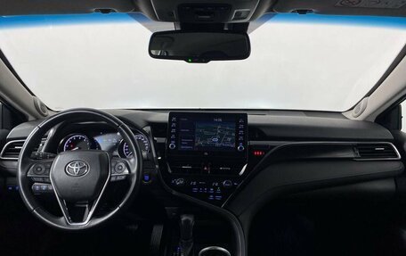 Toyota Camry, 2022 год, 3 590 000 рублей, 16 фотография
