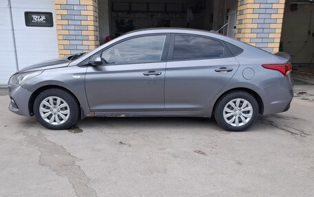Hyundai Solaris II рестайлинг, 2017 год, 699 000 рублей, 7 фотография