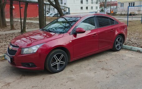 Chevrolet Cruze II, 2010 год, 700 000 рублей, 13 фотография