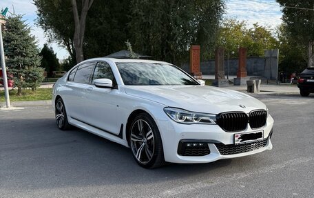 BMW 7 серия, 2018 год, 5 000 000 рублей, 2 фотография