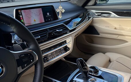 BMW 7 серия, 2018 год, 5 000 000 рублей, 9 фотография