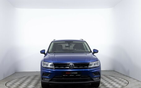 Volkswagen Tiguan II, 2020 год, 2 130 000 рублей, 2 фотография