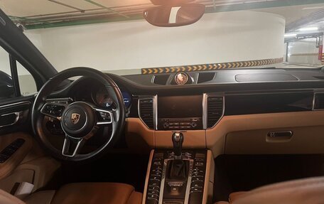 Porsche Macan I рестайлинг, 2017 год, 4 500 000 рублей, 8 фотография